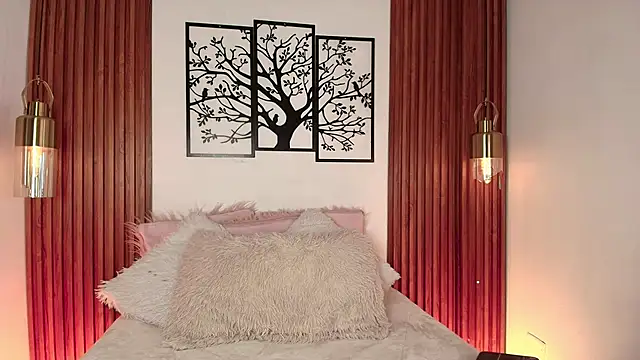 Taylor Snow online show from March 2026 08:04:01 PM