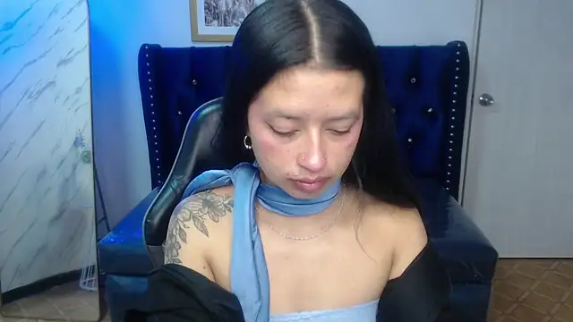 Snapshot of Candy_Rose_v chatting on February 2026 01:23:02 PM Candy Rose v online show from February 2026 01:23:02 PM