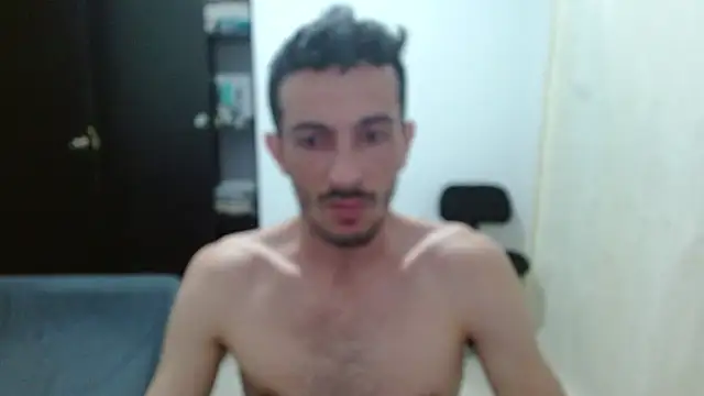 Snapshot of maskguy23 chatting on June 2026 07:35:02 AM maskguy23 online show from June 2026 07:35:02 AM