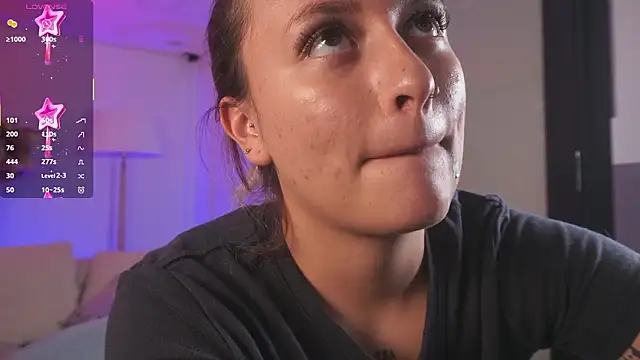 Snapshot of Dailyn__1 chatting on February 2026 08:01:02 PM Dailyn 1 online show from February 2026 08:01:02 PM