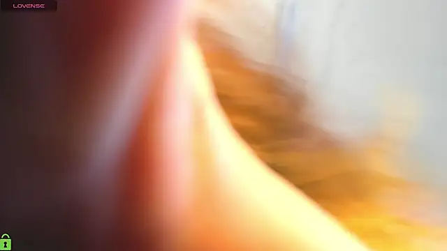 Snapshot of Eva_Anderson chatting on February 2026 01:24:01 AM Eva Anderson online show from February 2026 01:24:01 AM