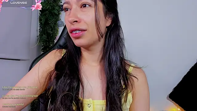 Noaah25  online show from April 2026 04:11:01 AM