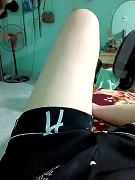 lylinhjim online show from March 2026 09:17:01 PM