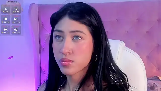 Snapshot of internett_sweetheart chatting on February 2026 04:46:01 AM internett sweetheart online show from February 2026 04:46:01 AM