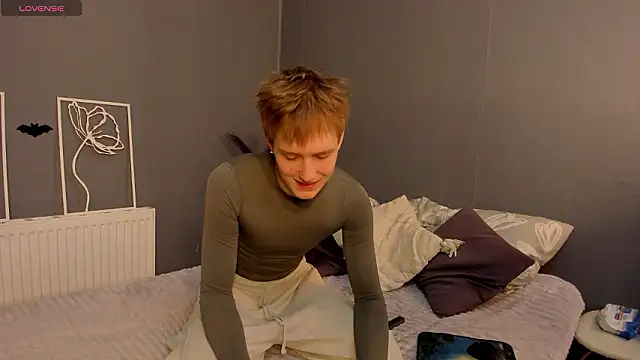 Snapshot of Kai_Milller chatting on March 2026 07:52:01 PM Kai Milller online show from March 2026 07:52:01 PM