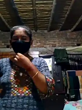 Hot Sweeti online show from March 2026 11:04:01 PM