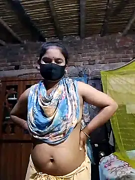 Snapshot of Hot_Sweeti chatting on April 2026 09:48:02 PM Hot Sweeti online show from April 2026 09:48:02 PM