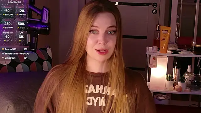 bratwifelina online show from April 2026 07:58:01 PM