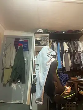 Snapshot of Pussyeating2025@xh chatting on April 2026 07:08:01 PM Pussyeating2025xh online show from April 2026 07:08:01 PM