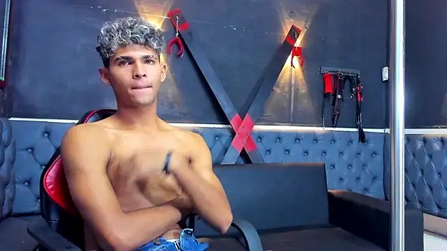 Axelgreyder online show from February 2026 11:26:02 AM