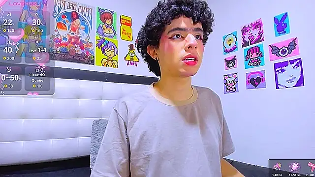 Snapshot of LuanRush_ chatting on February 2026 02:01:02 AM LuanRush online show from February 2026 02:01:02 AM