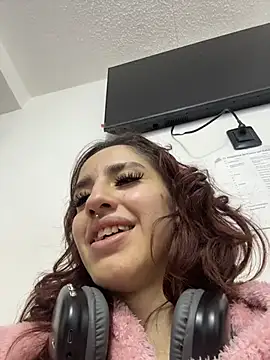 Snapshot of elodie_rouge chatting on July 2026 12:41:01 PM elodie rouge online show from July 2026 12:41:01 PM