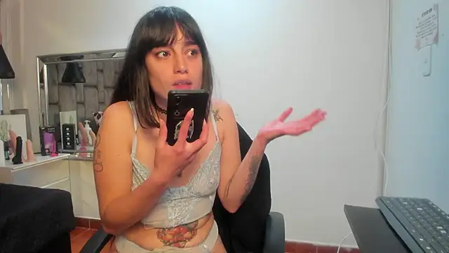 JenniQ69 online show from February 2026 01:55:01 PM