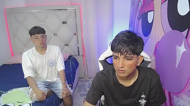 Snapshot of Maxwell_boys chatting on January 2026 02:59:02 AM Maxwell boys online show from January 2026 02:59:02 AM