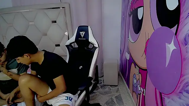 Snapshot of Maxwell_boys chatting on February 2026 03:45:01 AM Maxwell boys online show from February 2026 03:45:01 AM