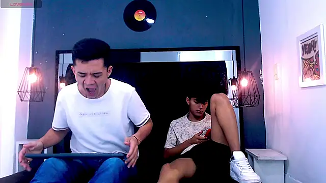 James And Kenet online show from February 2026 12:27:01 PM