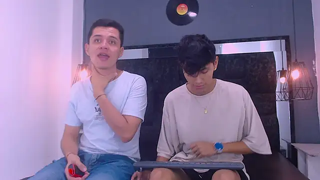 James And Kenet online show from March 2026 12:12:02 PM