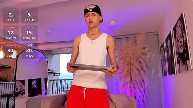 LennerCollins  online show from June 2026 11:12:02 AM