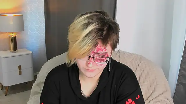 Snapshot of ABSI_GLITCH chatting on February 2026 10:33:02 AM ABSI GLITCH online show from February 2026 10:33:02 AM