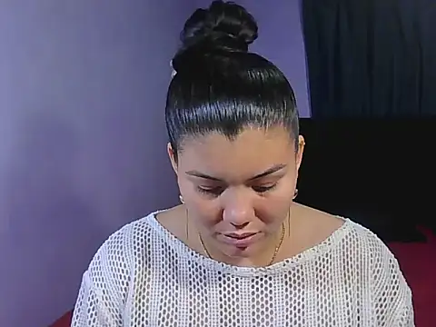 Snapshot of Violetta-Helena chatting on March 2026 05:34:02 AM Violetta-Helena online show from March 2026 05:34:02 AM