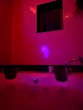 Snapshot of Julieth_Monserrat chatting on March 2026 04:03:02 AM Julieth Monserrat online show from March 2026 04:03:02 AM