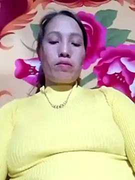 Snapshot of Gummiesu chatting on February 2026 12:34:01 PM Gummiesu online show from February 2026 12:34:01 PM