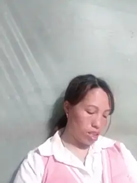 Snapshot of Gummiesu chatting on February 2026 07:37:02 PM Gummiesu online show from February 2026 07:37:02 PM