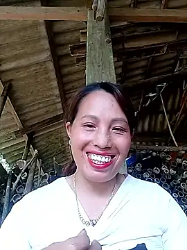 Snapshot of Gummiesu chatting on March 2026 08:43:01 AM Gummiesu online show from March 2026 08:43:01 AM