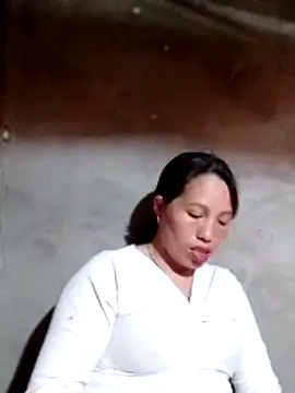 Snapshot of Gummiesu chatting on March 2026 09:53:02 PM Gummiesu online show from March 2026 09:53:02 PM