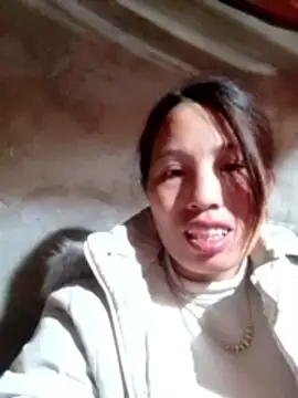 Snapshot of Gummiesu chatting on March 2026 05:50:02 PM Gummiesu online show from March 2026 05:50:02 PM