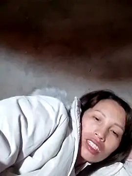 Snapshot of Gummiesu chatting on March 2026 07:51:01 PM Gummiesu online show from March 2026 07:51:01 PM