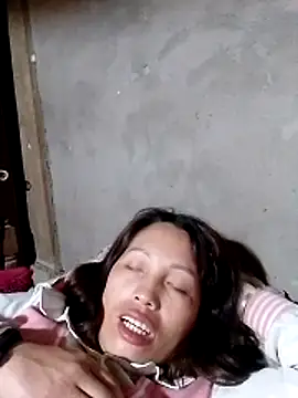 Snapshot of Gummiesu chatting on March 2026 08:14:02 PM Gummiesu online show from March 2026 08:14:02 PM