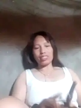 Snapshot of Gummiesu chatting on April 2026 09:20:02 PM Gummiesu online show from April 2026 09:20:02 PM