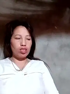 Snapshot of Gummiesu chatting on April 2026 08:02:01 PM Gummiesu online show from April 2026 08:02:01 PM