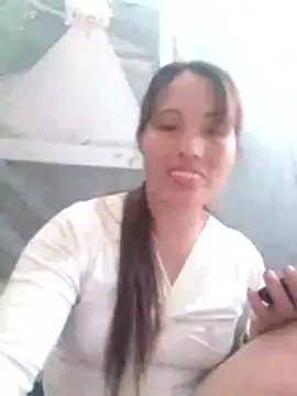 Gummiesu online show from May 2026 04:52:01 AM