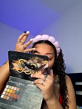 Snapshot of curly_girl_31 chatting on February 2026 07:06:02 PM curly girl 31 online show from February 2026 07:06:02 PM