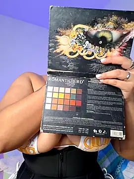 Snapshot of curly_girl_31 chatting on February 2026 08:01:02 PM curly girl 31 online show from February 2026 08:01:02 PM