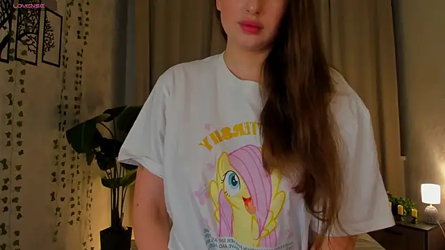 Celine Coello online show from April 2026 04:08:02 AM