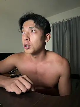 Snapshot of Yooo17 chatting on July 2026 03:51:01 PM Yooo17 online show from July 2026 03:51:01 PM