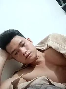 Snapshot of Maycute18 chatting on February 2026 02:27:01 PM Maycute18 online show from February 2026 02:27:01 PM