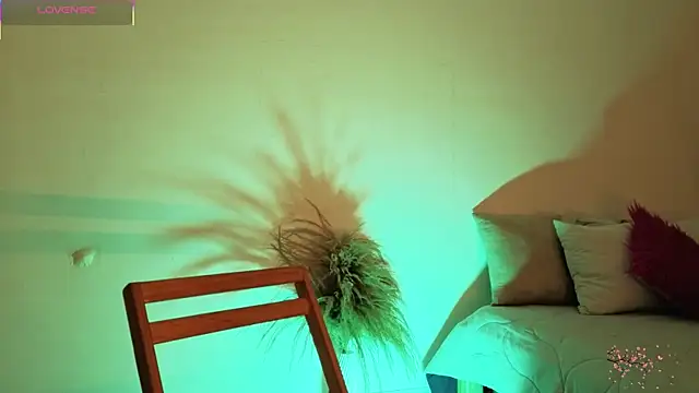 fransheskarossi online show from March 2026 12:09:01 PM