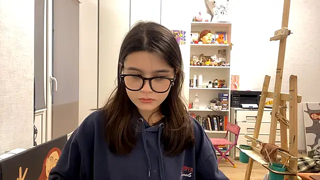 SaintMari online show from March 2026 02:33:02 PM