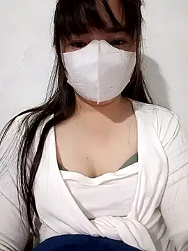 Snapshot of Elizabeth8 chatting on February 2026 11:33:01 PM Elizabeth8 online show from February 2026 11:33:01 PM