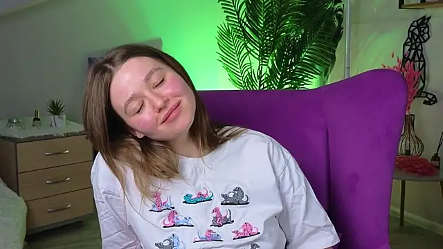 Snapshot of IreneKnickrehm chatting on January 2026 03:16:01 PM IreneKnickrehm online show from January 2026 03:16:01 PM