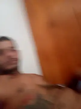 Snapshot of Tatuado85 chatting on January 2026 05:49:02 PM Tatuado85 online show from January 2026 05:49:02 PM