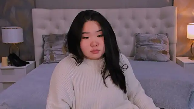 YUMI G online show from February 2026 08:35:01 PM