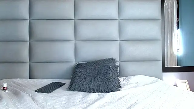 miss-liz- online show from April 2026 01:41:01 PM