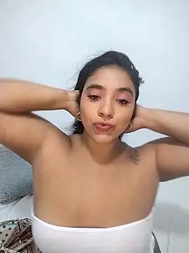 Snapshot of Eva_Ferrari chatting on April 2026 04:02:02 PM Eva Ferrari online show from April 2026 04:02:02 PM