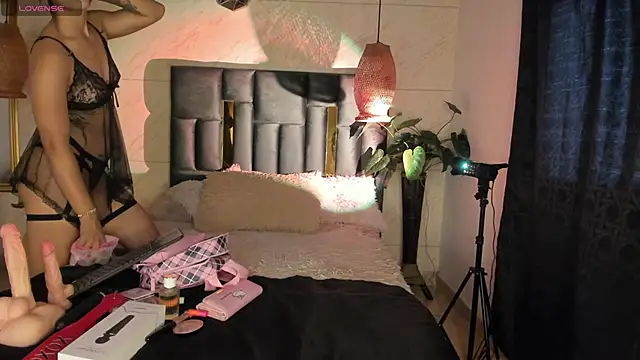 Snapshot of sophia_willliamss chatting on February 2026 11:50:01 AM sophia willliamss online show from February 2026 11:50:01 AM