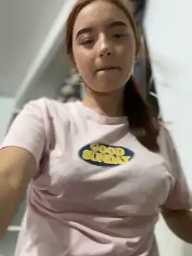 Snapshot of Carithooo chatting on February 2026 12:42:02 AM Carithooo online show from February 2026 12:42:02 AM